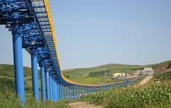 长距离弯曲带式输送机